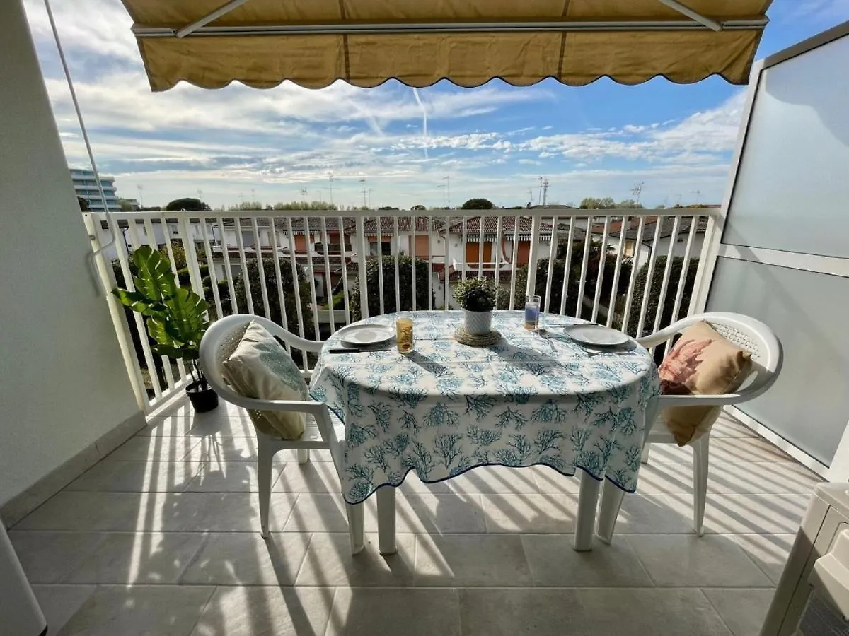 Snug Holiday Home In Porto Santa Margherita With Terrace 0*, Porto Santa Margherita di Caorle