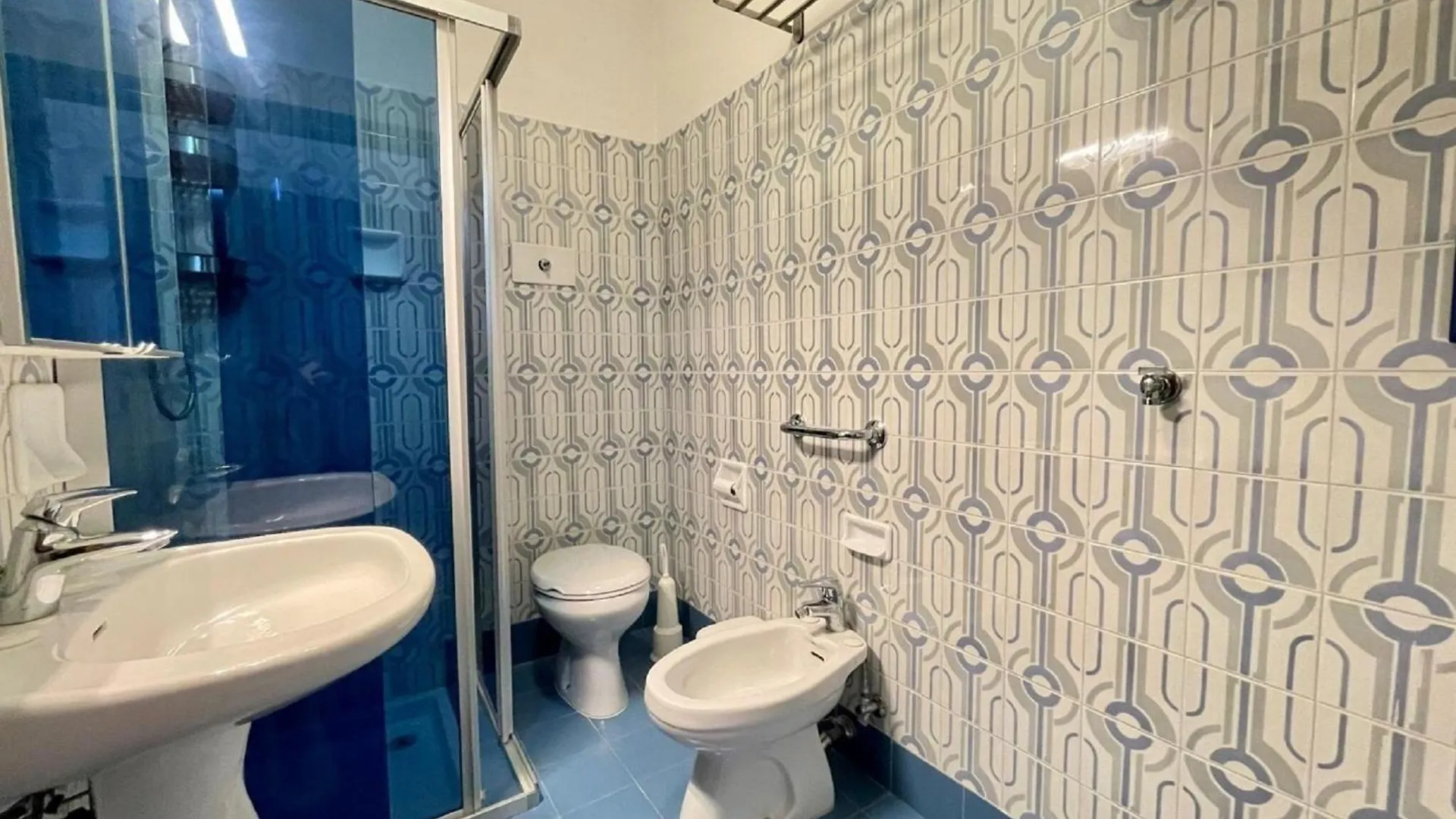 Snug Holiday Home In Porto Santa Margherita With Terrace Daire
