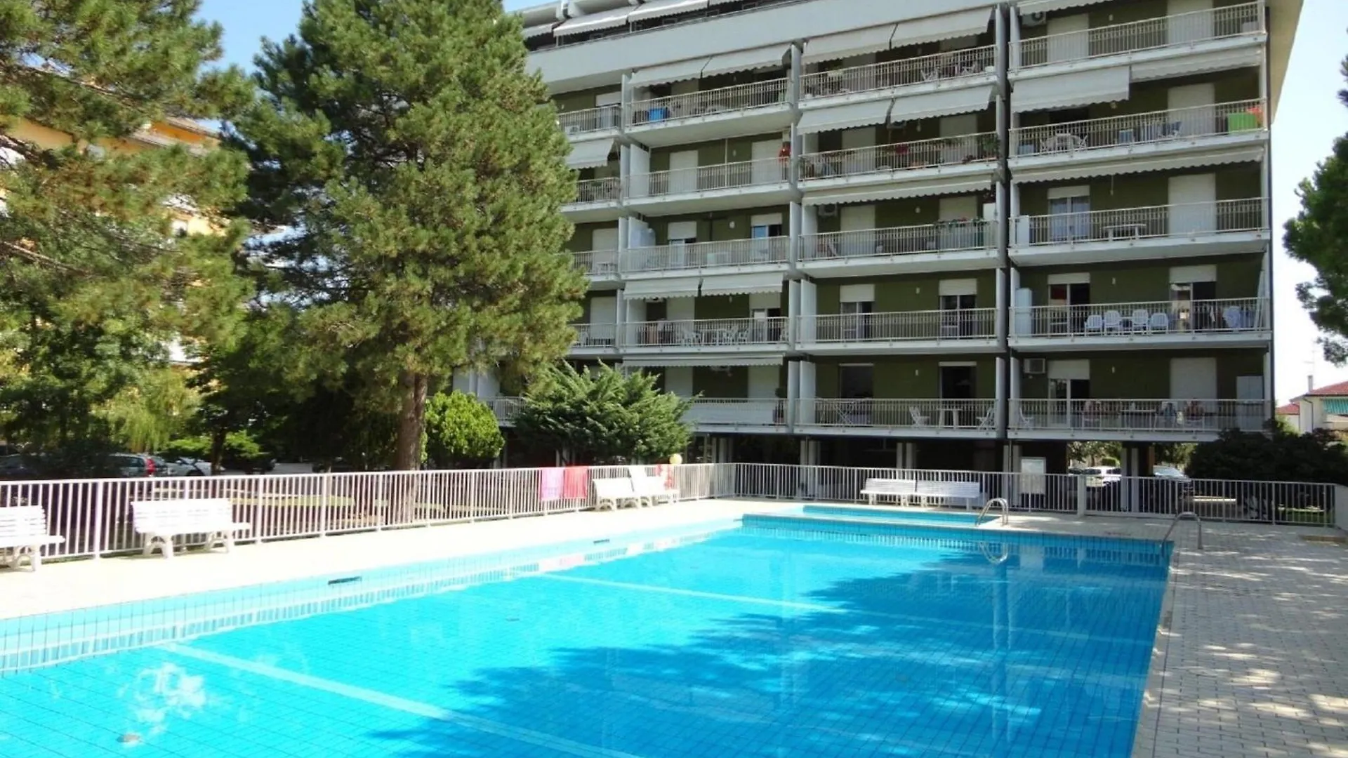 Snug Holiday Home In Porto Santa Margherita With Terrace Porto Santa Margherita di Caorle